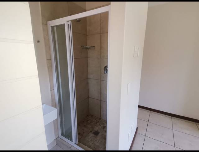 2 BEDROOM FLAT TO LET IN UMBILO